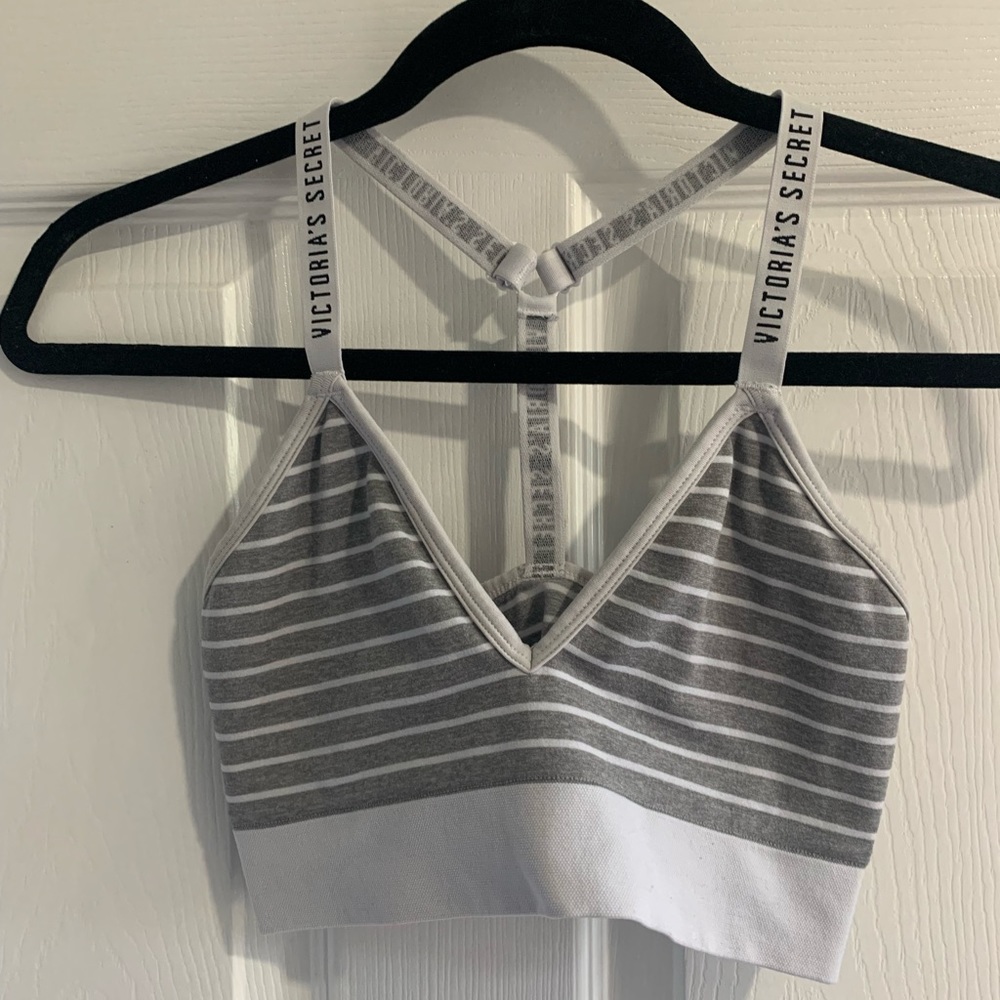 Victoria Secret Sports Bra
